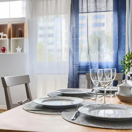 Cherry House - Rondo Onz Apartment Warsaw