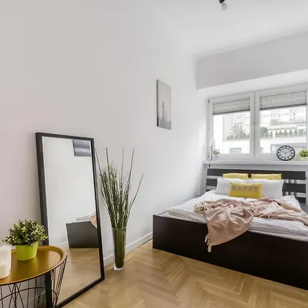 Cherry House - Rondo Onz Apartmán Varšava